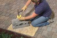 Splitting a concrete block