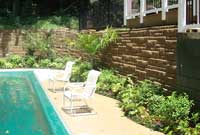 Patterned retaining wall