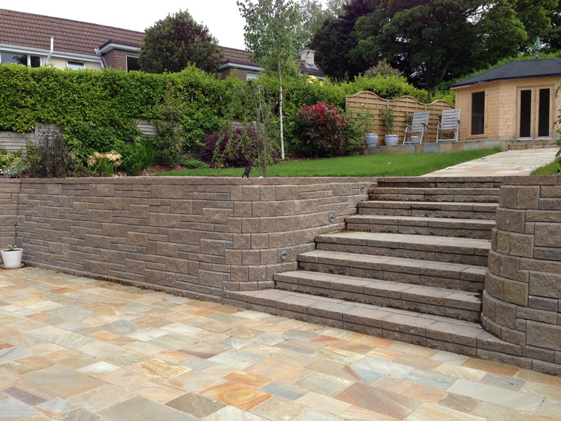 Retaining Wall - Stairs