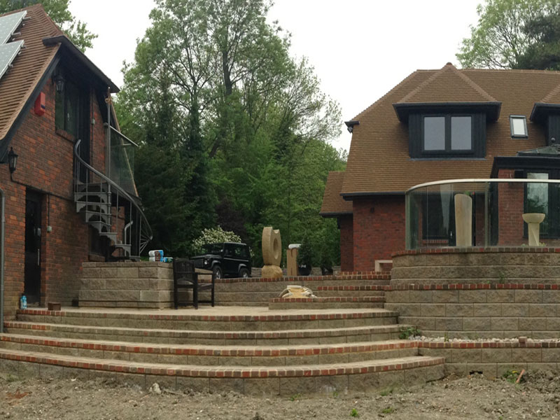 Retaining Wall - Stairs
