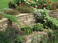 retaining wall finished with capstones