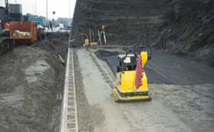 Compacting with Geogrid